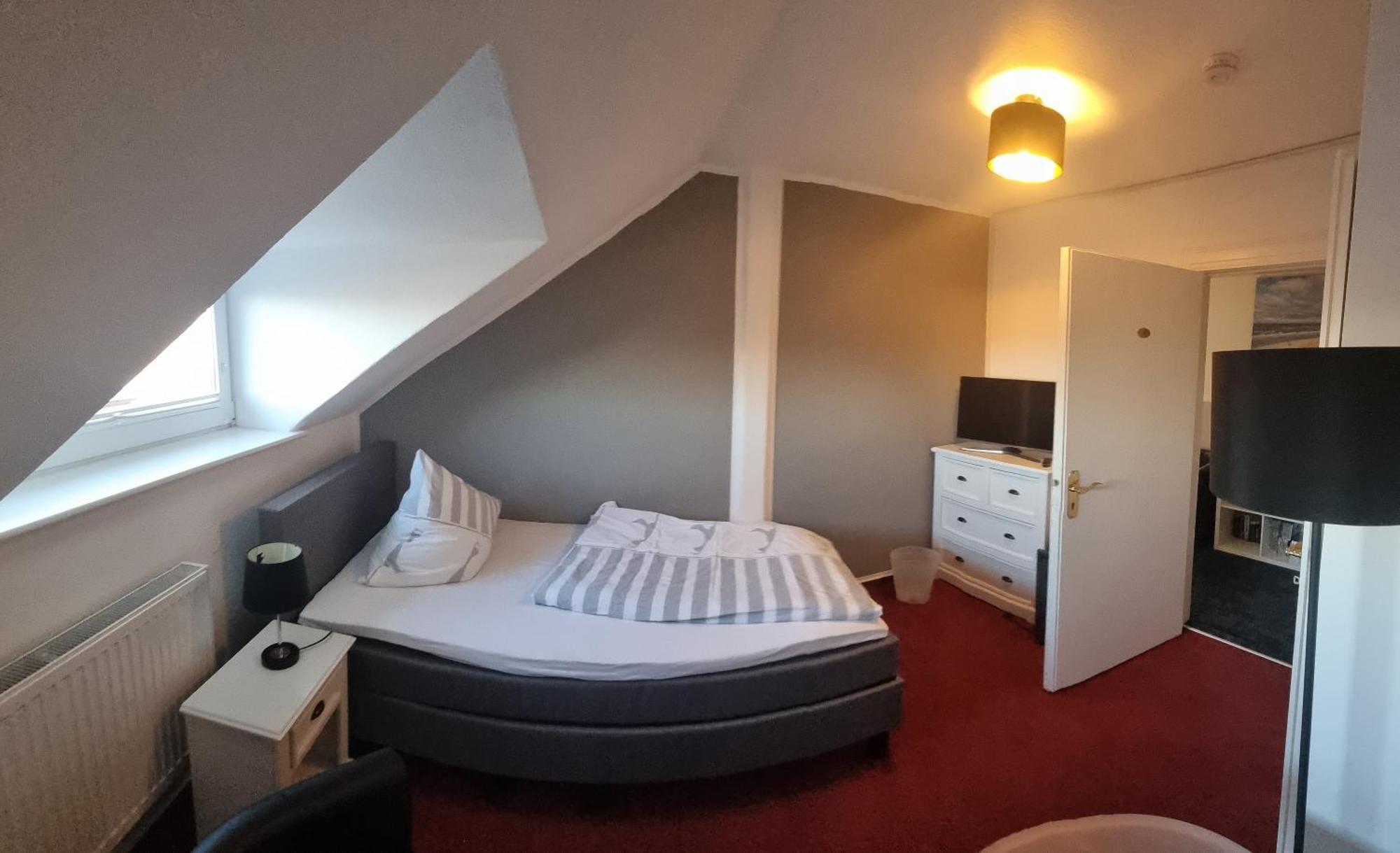 Hotel-cafe-lindow *