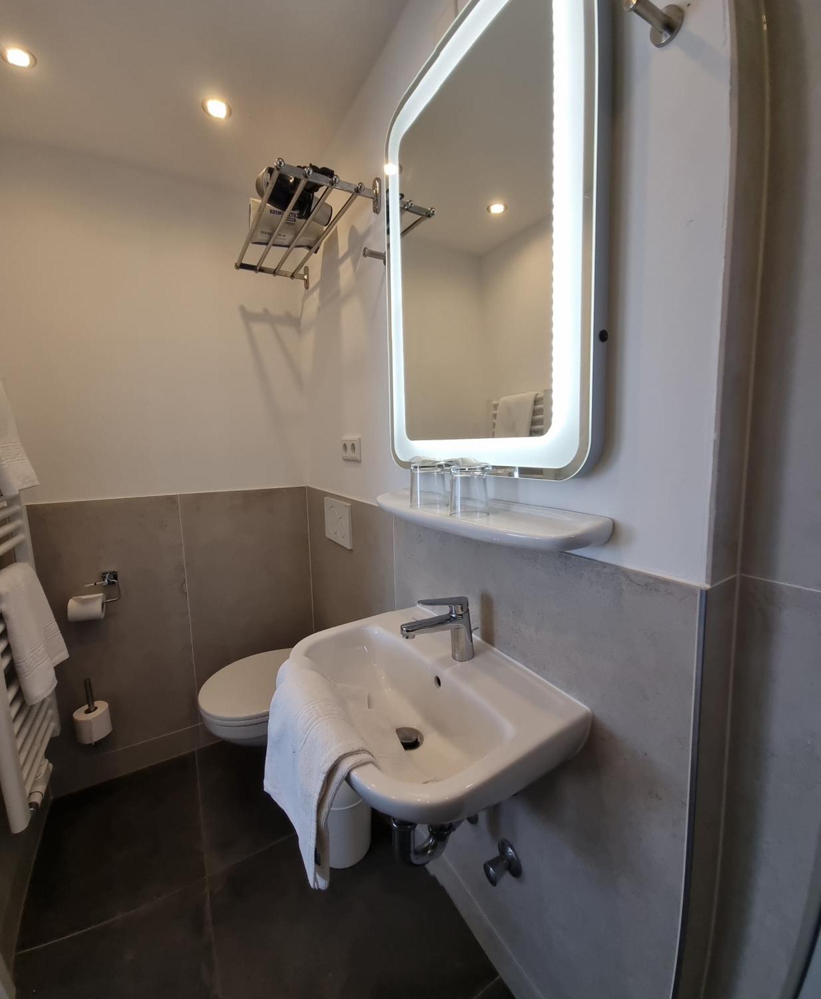 Hotel-cafe-lindow Hotel